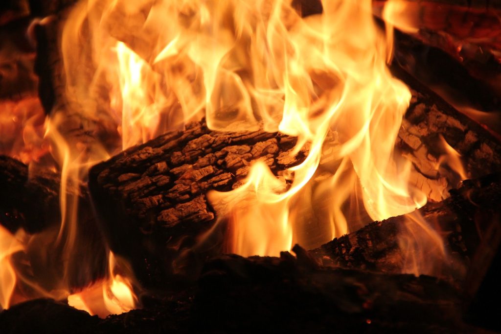 fireplace, chimney, fire-73288.jpg